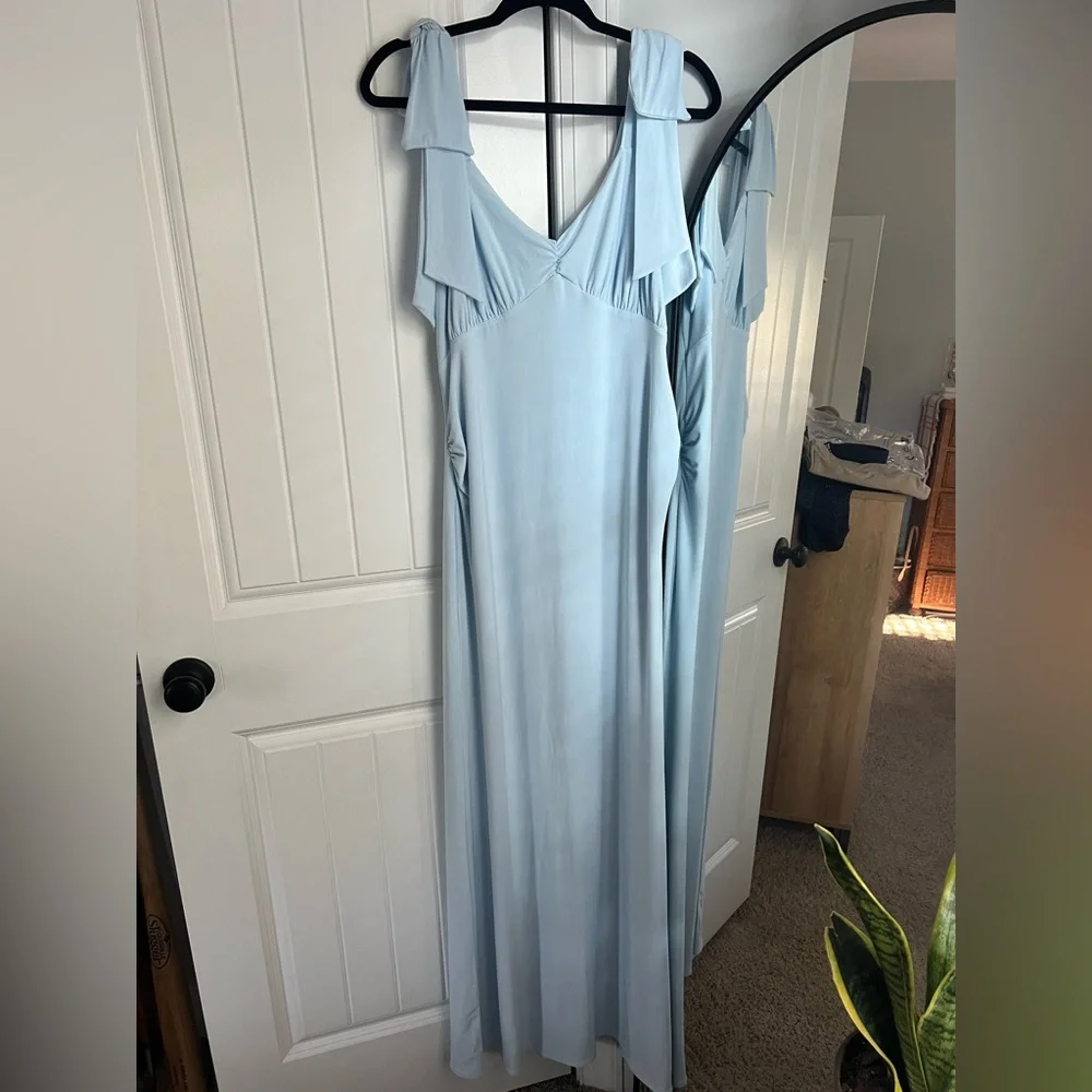 NWT Club L ‘Sheen’ Powder Blue Maternity Dress - Size US 10 - Picture 2 of 12